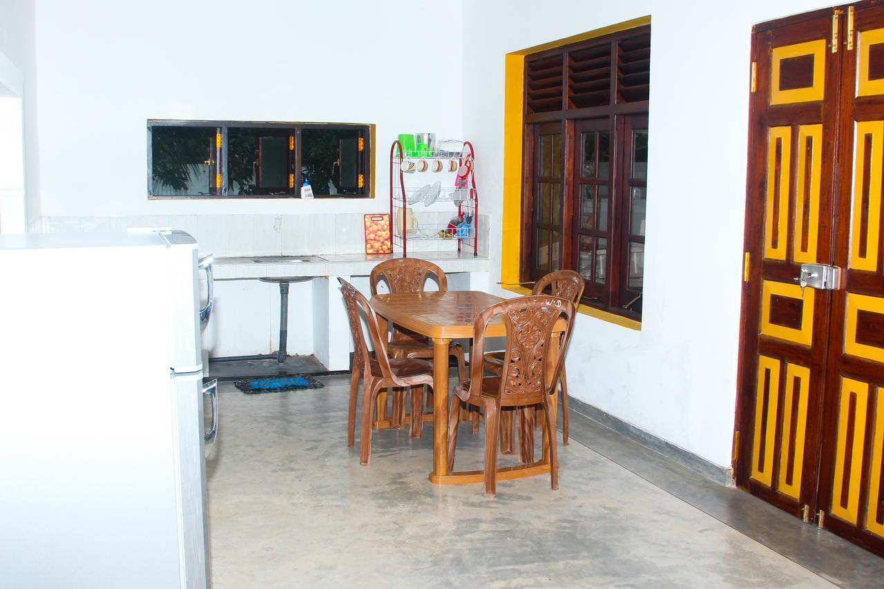 Villa Palm Breeze Polhena Luaran gambar