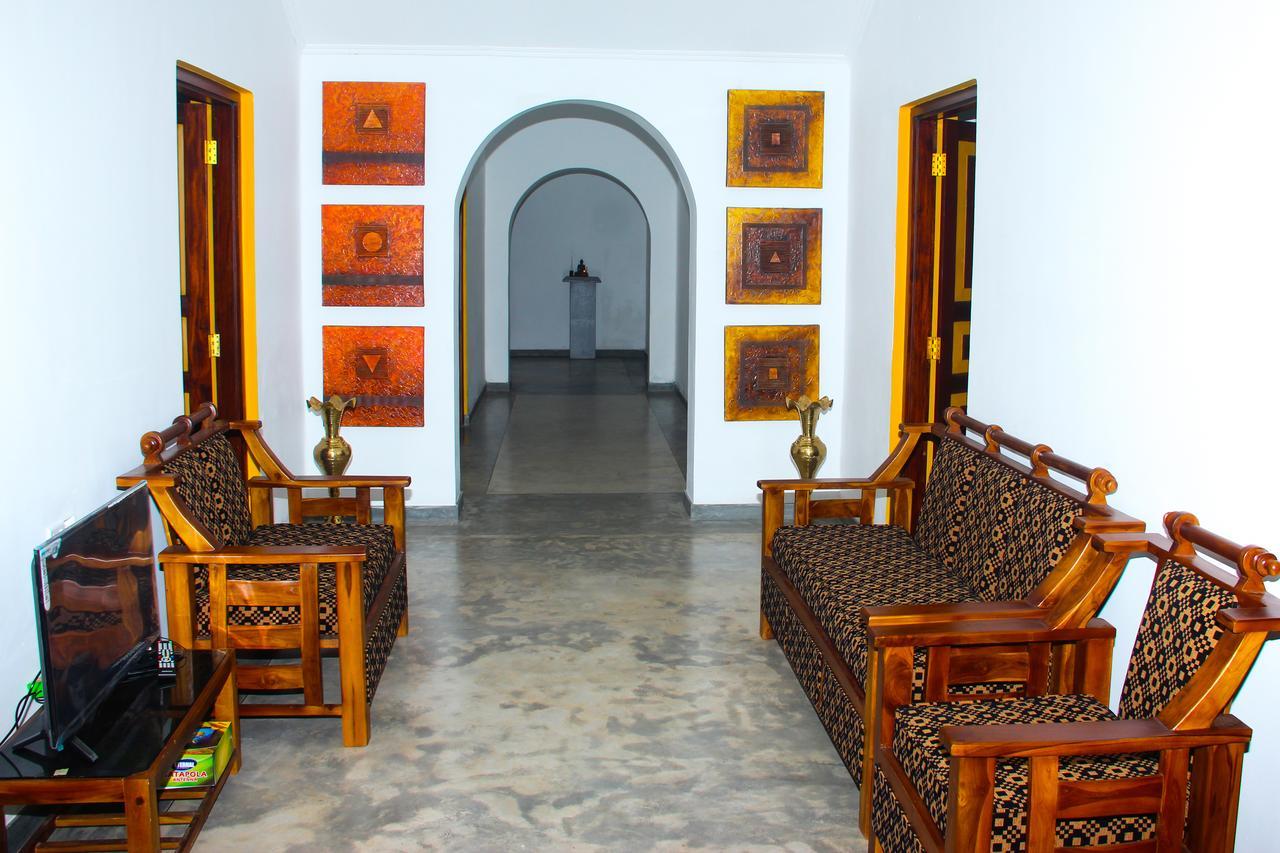 Villa Palm Breeze Polhena Luaran gambar